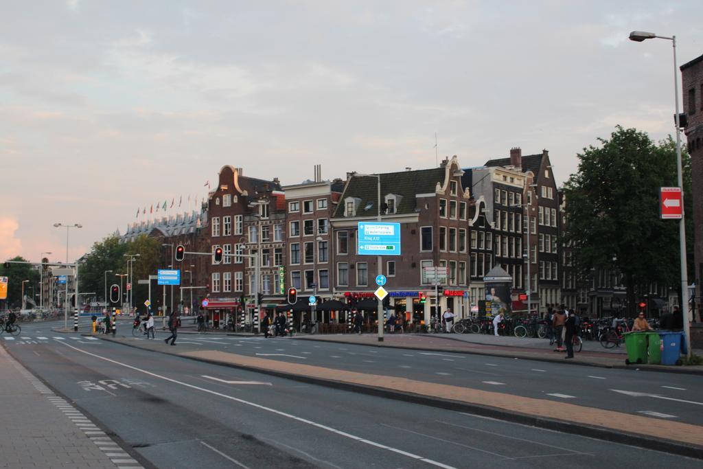 Hotel Restaurant Old Bridge Amsterdam Exteriör bild
