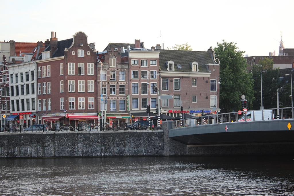 Hotel Restaurant Old Bridge Amsterdam Exteriör bild
